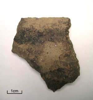Vikingatida keramik. Foto: Kenneth Svensson. Arkeologikonsult.